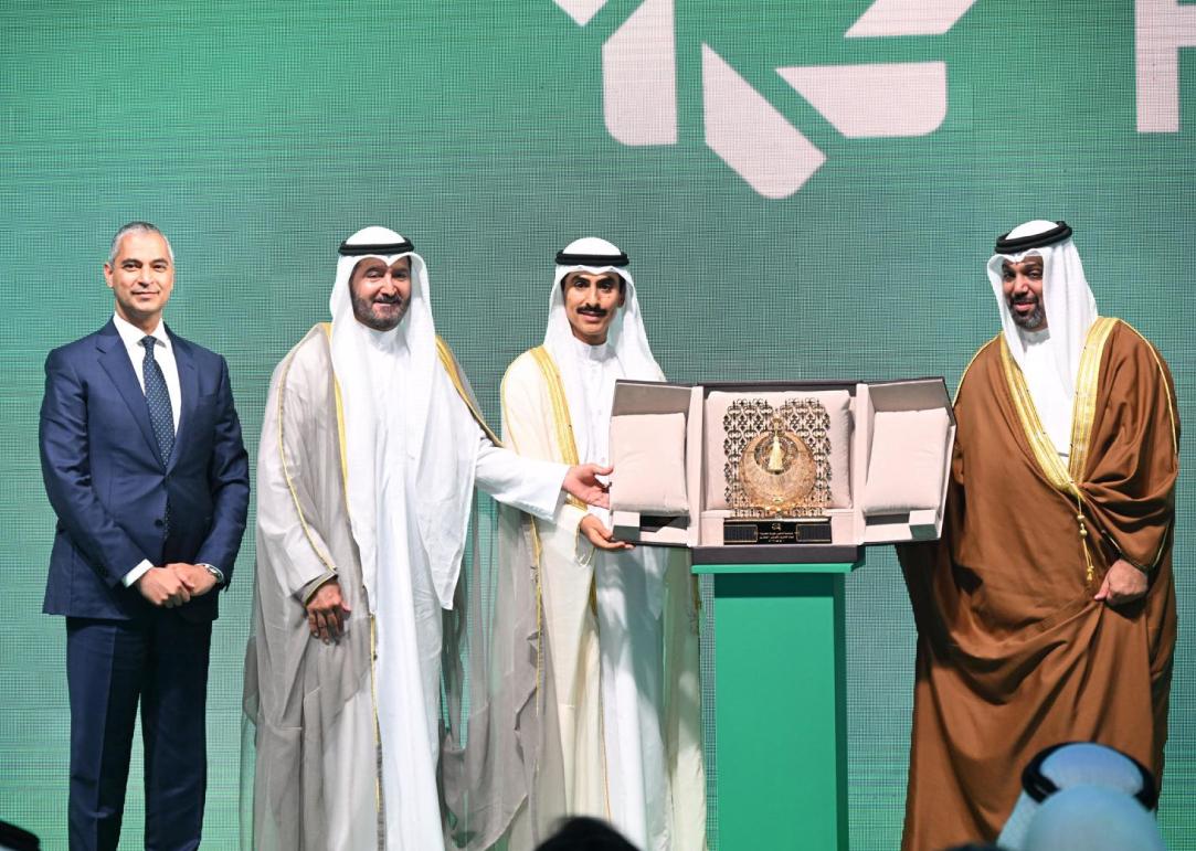 بيت التمويل الكويتي يطلق الهوية البصرية الجديدة للبنك الأهلي المتحد تحت اسم "بيت التمويل الكويتي - البحرين"